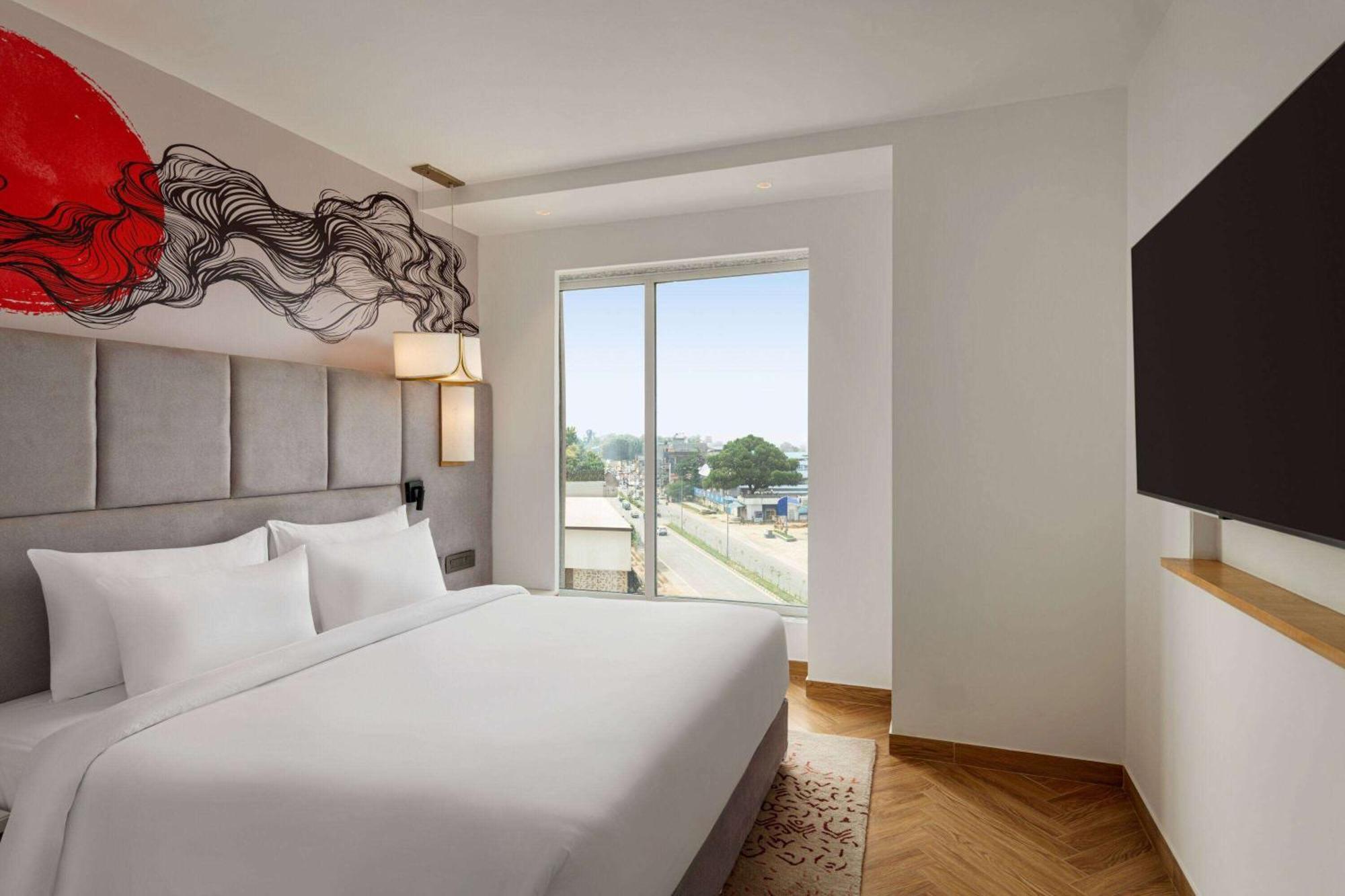 Hotel Ramada By Wyndham Gorakhpur Gorakhnath Mandir Road Extérieur photo