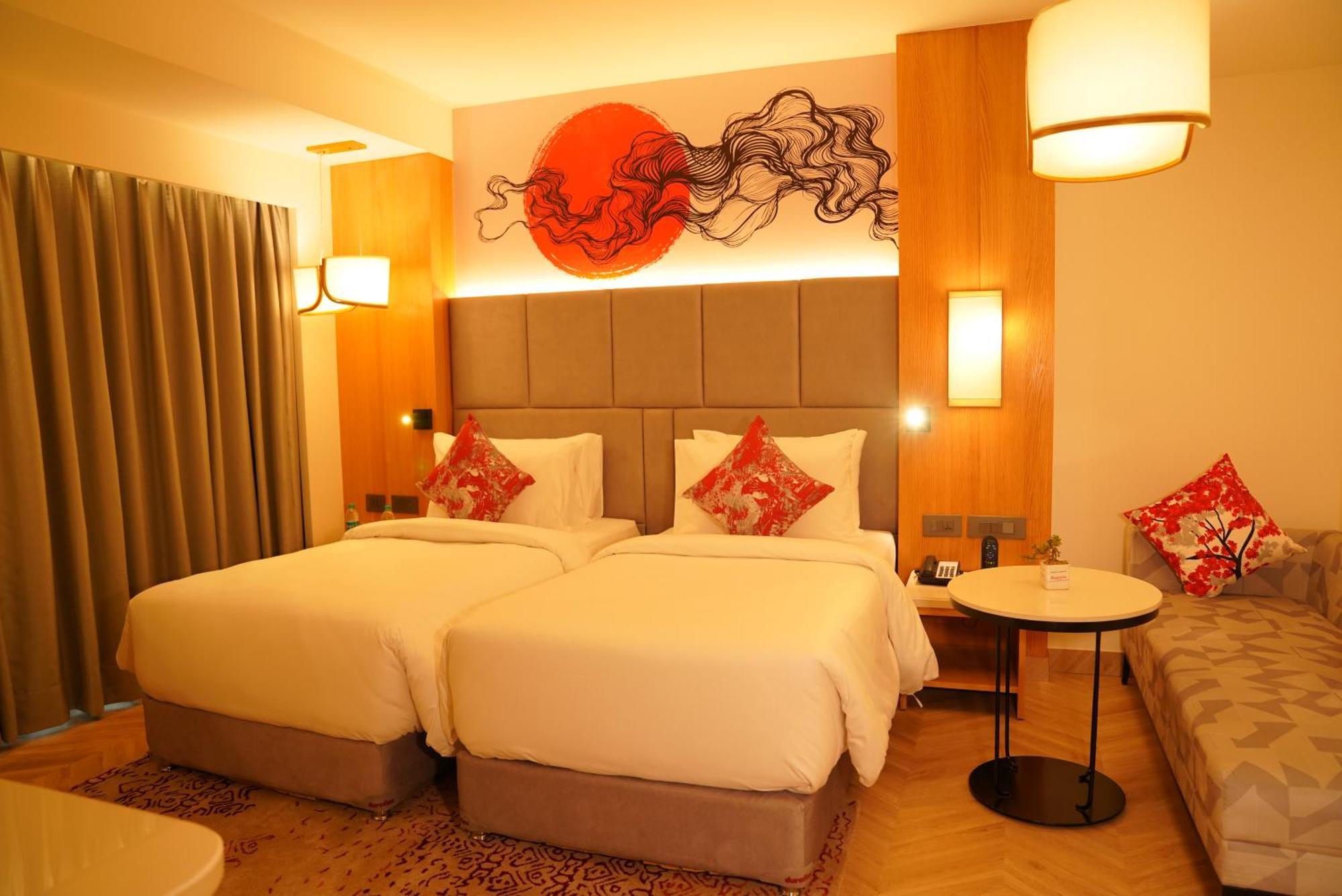 Hotel Ramada By Wyndham Gorakhpur Gorakhnath Mandir Road Extérieur photo